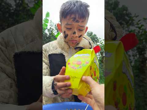 thông điệp tôi lan toả lòng tốt đến mọi người về cậu bé nghèo vô gia cư không mái ấm? #shortsfeed