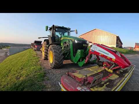 John Deere 8R340 Wheels and Tires