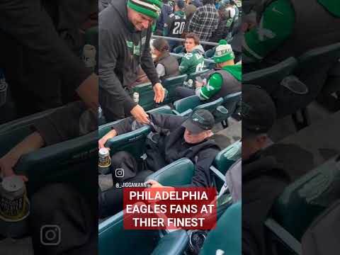 PHILADELPHIA EAGLES FANS AT THEIR FINEST! #shorts #nfl #eagles #fans