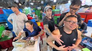 Đi chợ Bình Điền săn hàng cho ngôi nhà Rum-Mi 