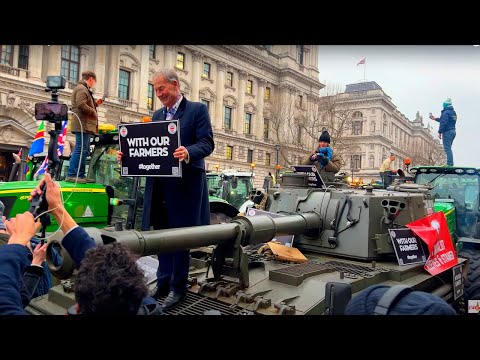 London Streets Filled with Thousands of Farmers in Powerful Protest.!