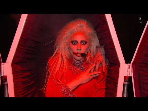 LADY GAGA | PERFORMANCE TUDUM NETFLIX