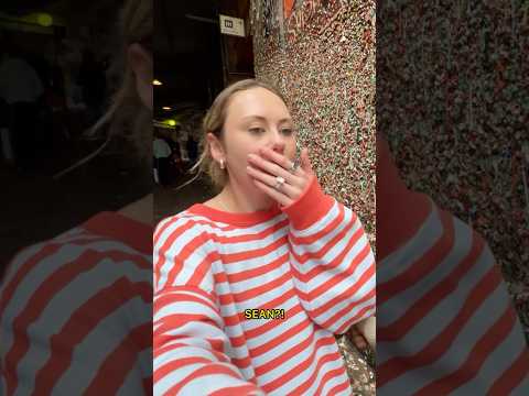 Wall made out of GUM?! 🤢