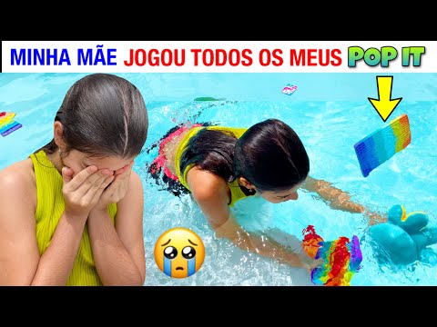 Minha Mãe JOGOU TODOS OS MEUS POP IT e FIDGET TOYS NA PISCINA! NICOLE DUMER