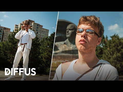 Mit Zartmann im Ernst-Thälmann Park: „2 Blocks“, Pop und die Crib (Portrait) | DIFFUS