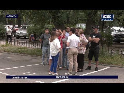 Дольщики двух ЖК в Алматы настаивают на возврате денег