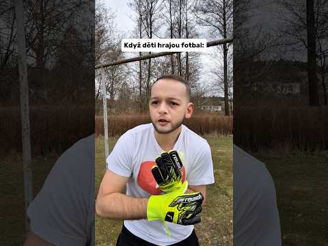 Péťa a Láďa hrajou fotbal ⚽️ #selixinho