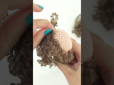 Cómo poner pelo rizado en tus amigurumis