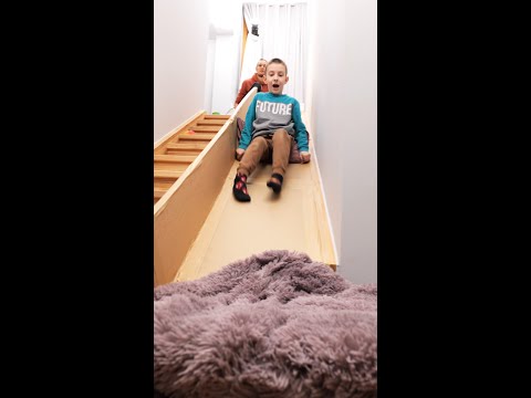 Creating a safe DIY cardboard slide ๐ณ๏ธ