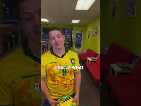 Backflip Guy Gets Ronaldo R9 Haircut #Brazil #Soccer #R9 #Ronaldo #MoneyTalksWireless #Shorts