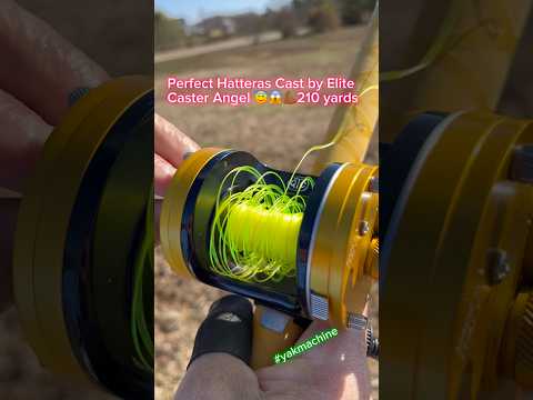 210 yards perfect hattera cast by Angel 💪🏾 #shorts #longcasting #surfcasting #surffishing #fyp