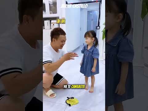 Mi papá cansado y un vaso de agua con sorpresa 💧😂