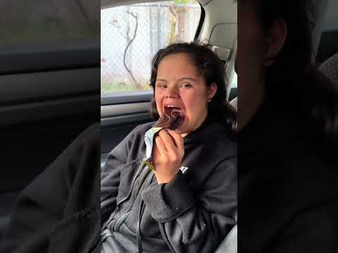 #fabiolalideo #comedia #hueleperron #lupita #humor