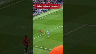 How Did United Not Score From This?! 🤯