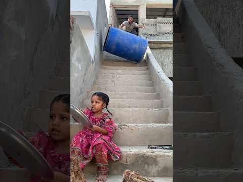 Bacchi to khel rahi thi#indian #shorts#ytshorts #viral#usa