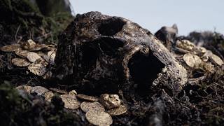 Jo Is Cursed Gold Ko Choota, Wo Zinda Zombie Ban Jaata | THE HUNTRESS RUNE (2019) OF THE DEAD