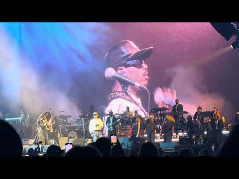 Praise Jah in the Moonlight: Ms.Lauryn Hill’s Son, YG Marley Joins Her On Stage— Chase Center, SF