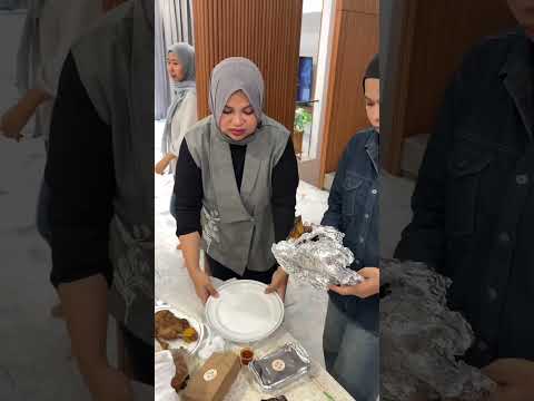 Masak tomyam di tempat liburan