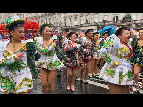 🎉💃 London’s 2025 New Year’s Parade | 🎉Wind, Rain & Celebration | London New Year Walk [4K]