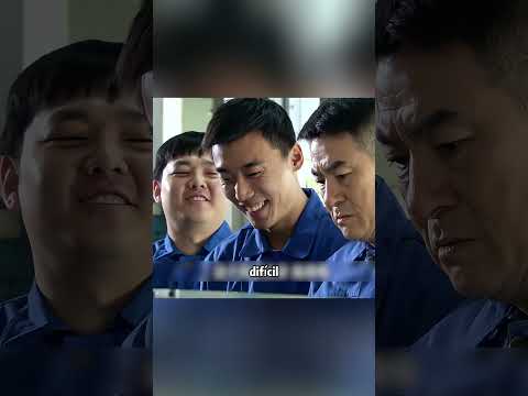 El hombre descubrió que la fábrica había renovado su maquinaria.#shorts