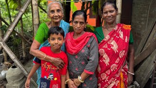 ঠাকুমার সাথে হঠাৎ দেখা করতে চলে আসলো।