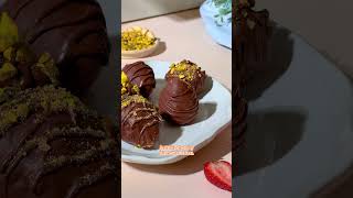 Break the internet with these sweet and satisfying Dubai chocolate remixes! 🍫🍓 #tastethetrend