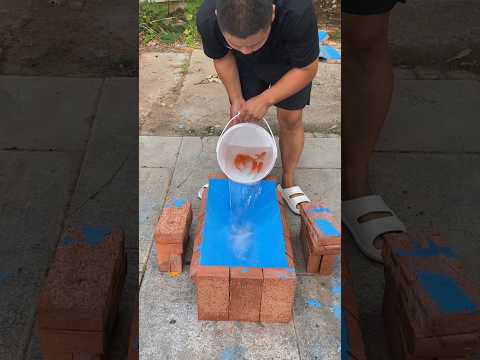 "Papá crea un estanque para peces" 🐟🩷 #shorts