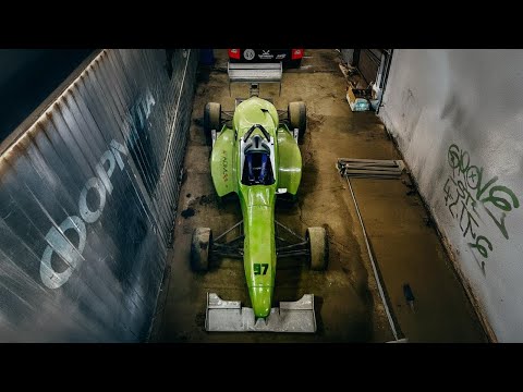Заброшенный БОЛИД ФОРМУЛЫ! Самая безумная покупка…🏎