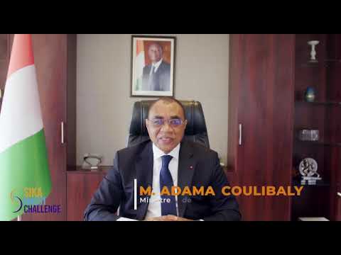 Monsieur Adama Coulibaly, Ministre de l'Economie et des Finances parrain du Sika invest challenge