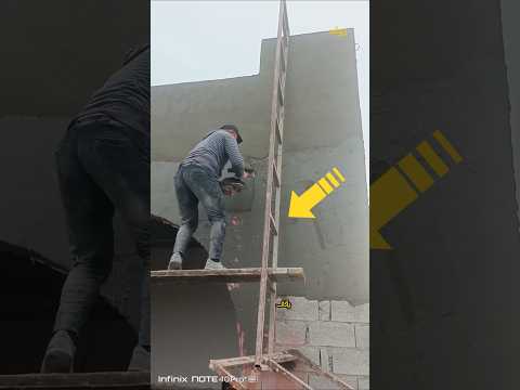 سلم حديدي خاص لٲعمال البناء !😧