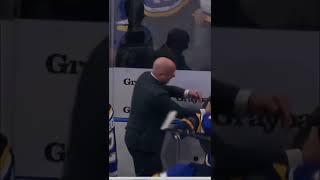 HOLLOWAY SCORES WITH 3 SECONDS LEFT IN OT 😱😱