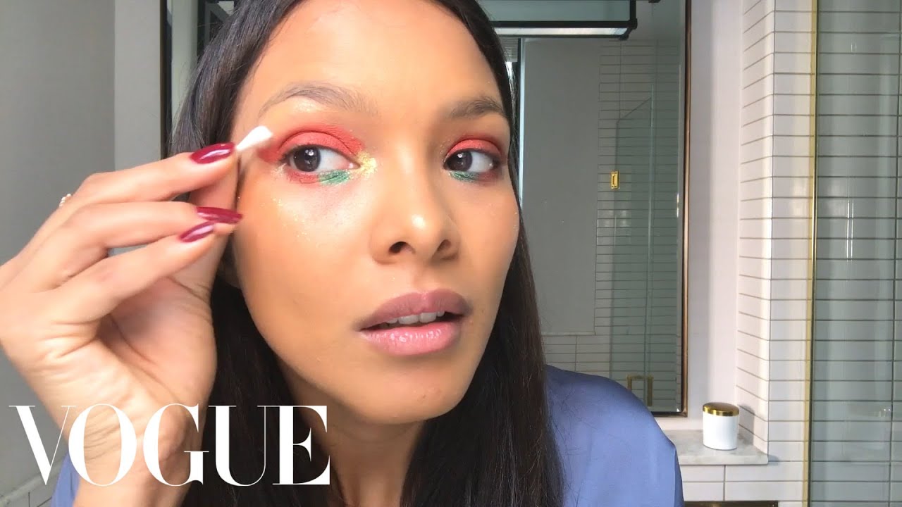 Lais Ribeiro’s Glittery Carnaval Makeup Look | Beauty Secrets | Vogue