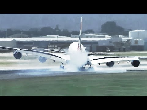 A380 Landing Goes Wrong