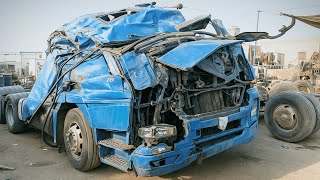 Full Restoration of Mercedes-Benz Truck Destroyed in Accident by @TruckWorld1