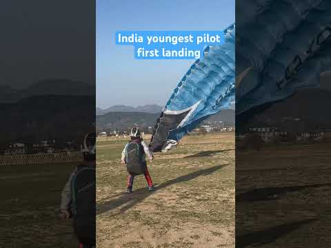Youngest pilot of 11 years took his first paragliding🪂 flight in bir-billing today #trendingshorts