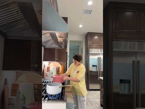 쥐포먹으며 엘에이갈비도 재우고 장조림도 만들고💗