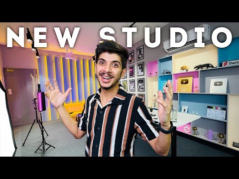 TECH iELA's Ultimate Studio Tour: Setup & Gear ||