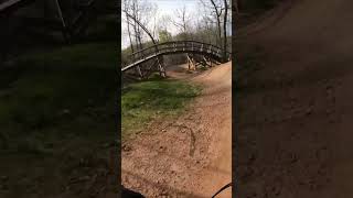 Castle Hub ReNEWed Medieval RAW | The Oz Life #bentonville #mtb #flow