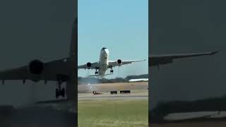Qatar Airways A350 at Atlanta | Incident Under Review