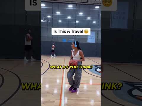 Travel or nah? #hoops #travel #basketballshorts