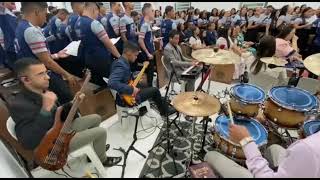 Medley- Poderosamente vivo,Fidelidade,Santificação,Abra os meus olhos,500 graus