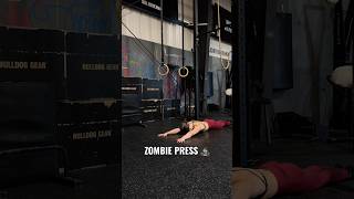 The only way a calisthenics athlete gets up from the floor 🧟‍♀️🔥 #handstand #straddlepress #gym