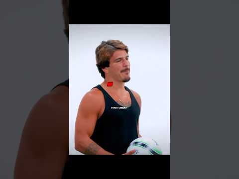 O surfista sabe muito!!! #lucastylty #tyltycomp #futebol #jogador #shortsviral