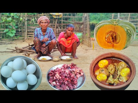 80 years old grandma cooking EGG with CHICKEN CURRY and eating || how to cook india tribe people