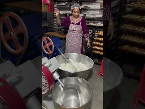 ഇനി പഫ്സ് ഉണ്ടാക്കാൻ അറിയില്ലെന്ന് പറയല്ലേ 😃😃7012938467❤️
