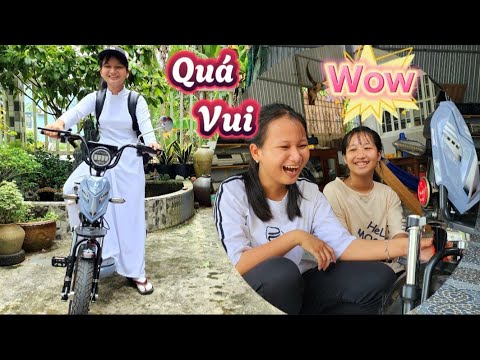 Món Qùa Bất Ngờ Từ Gia Đình