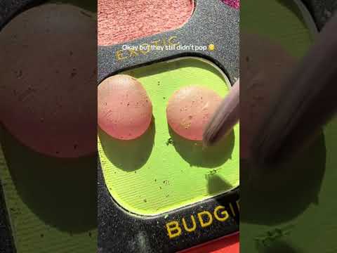 Mixing a purple and green droplet 🤯 #droplets #oddlysatisfying