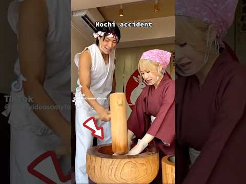 CÔ NÀNG BỊ ĐÁNH KHI ĐANG LÀM BÁNH MOCHI #shortvideo