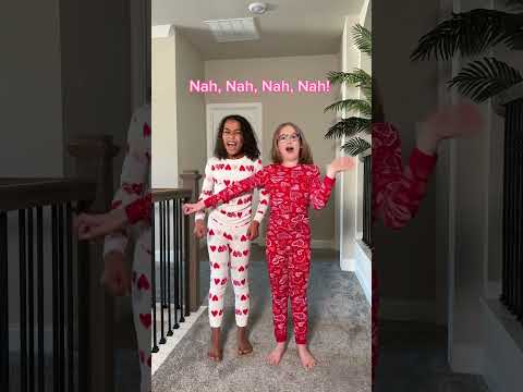 Don't mess with a purple sister! Which one are you? #twins #virtualtwins #sisters