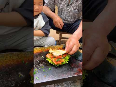 Chinese burger Slate Grilled Chicken Wings